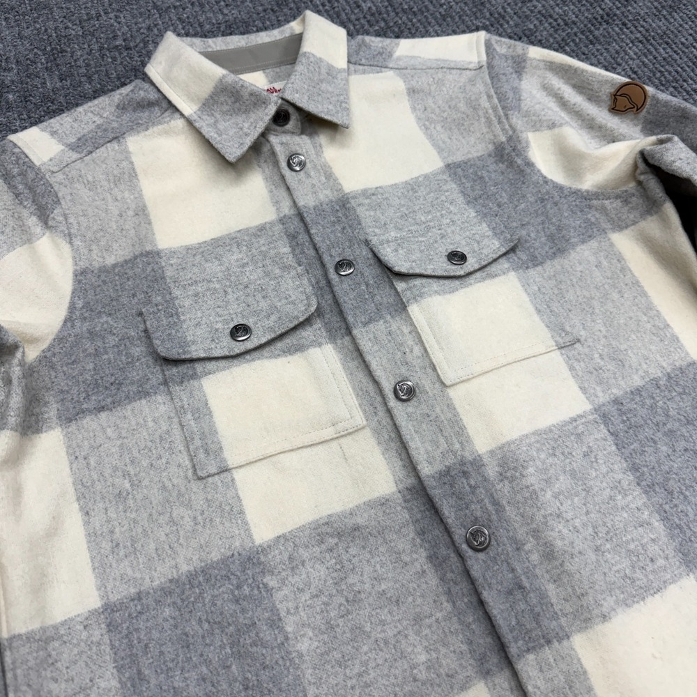 Fjallraven Canada Shirt Womens XS Fog Chalk White Gray Wool Blend Snap Flannel